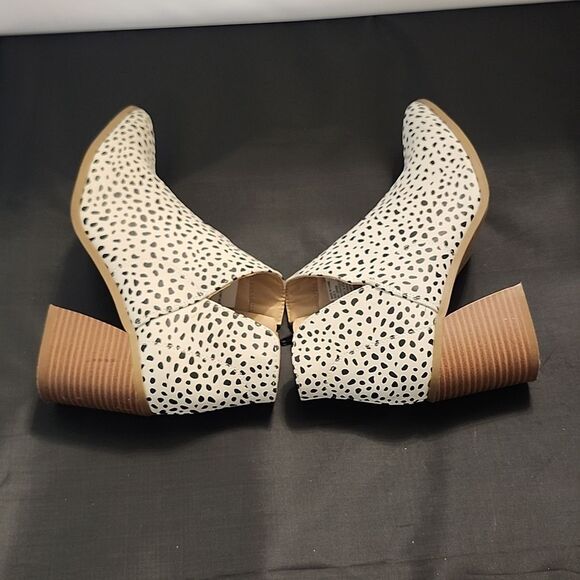 SERRA ANKLE MID HEEL SLIP-ON POINTED TOE ZIP CLOSURE BOOTIE - Picture 12 of 16